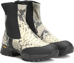 VibramÂ® leather Chelsea boots
