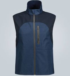 Linen gilet with technical panels