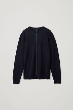 MERINO WOOL LINE DETAIL SWEATER