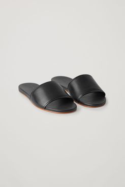 LEATHER SLIDERS