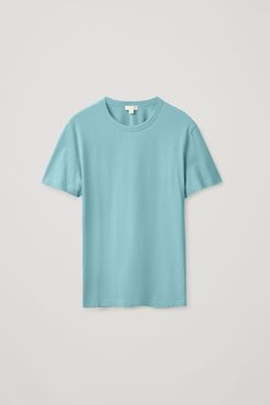 STRAIGHT-FIT T-SHIRT