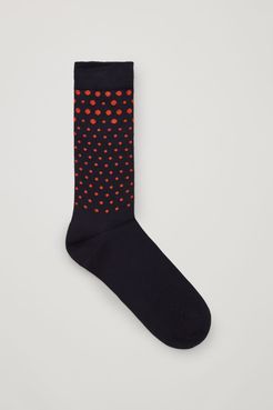 GRADUAL POLKADOT SOCKS