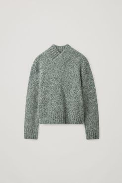 HIGH NECK KNITTED SWEATER
