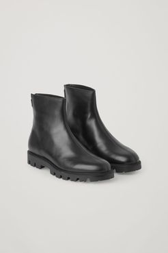 CHUNKY ZIPPED LEATHER BOOTS