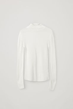 SEAMLESS CASHMERE ROLL-NECK SWEATER