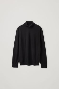 MERINO ROLL-NECK SWEATER