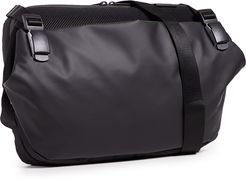 Riss Obsidian Messenger Bag