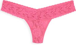 Signature Lace Low Rise Thong