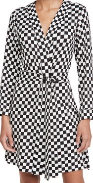 Classic Short Checker Robe