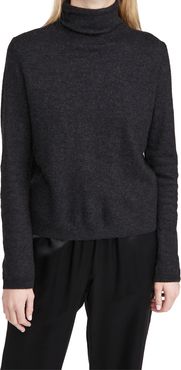 Fitted Cashmere Turtleneck