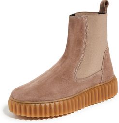 Beth Chelsea Boots