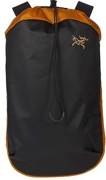 Arro 20 Bucket Bag (Realm) Backpack Bags