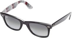 0RB2140 Wayfarer (Top Black On Texture Che Frame/Light Grey Gradient Blue Lens) Fashion Sunglasses