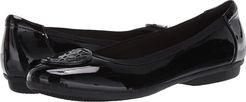 Gracelin Lola (Black Synthetic Patent) Women's Shoes