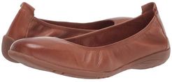 Fenja 01 (Camel) Women's Dress Flat Shoes