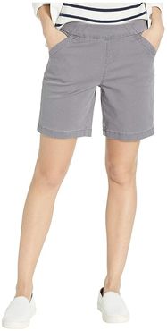 8 Gracie Pull-On Shorts in Twill (Grey Streak) Women's Shorts