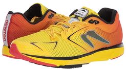 Distance 9 (Yellow/Black) Men's Running Shoes