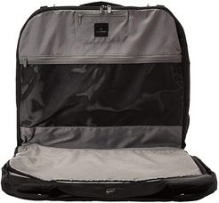 Werks Traveler 6.0 Deluxe Garment Sleeve (Black) Luggage