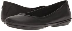 Right Nina - K200387 (Black) Women's Slip on  Shoes