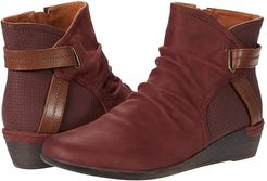 Devyn Ruched Boot (Red Nubuck) Women's Boots