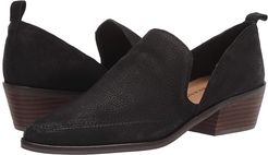 Mahzan (Black) Women's Slip on  Shoes