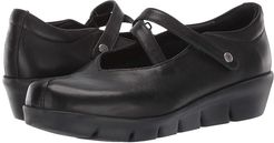 Sabik (Black Vegi Leather) Women's Shoes