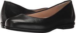 Scenic (Black) Women's Shoes