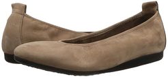 Laius (Sand) Women's Slip on  Shoes