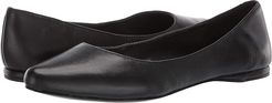 SpeakUp Flat (Black) Women's Dress Flat Shoes