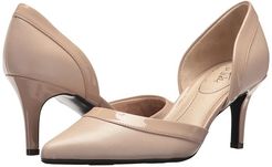 Saldana (Soft Taupe) Women's  Shoes