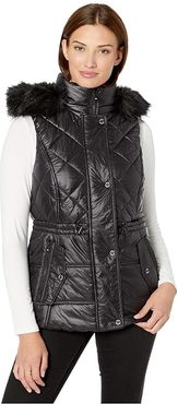 Active Vest with Faux Fur Trim Hood A421030TZ (Black) Women's Clothing