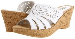 Dora (White) Women's Wedge Shoes