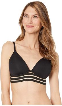 Coastlines Mesh Elastic Molded Cup Bikini Top (Black) Women's Swimwear