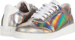 TW88 (Silver) Women's Shoes