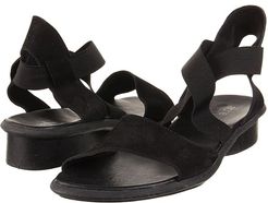 Satia (Noir Nubuck) Women's Sandals