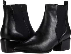 Vu (Black) Women's Shoes