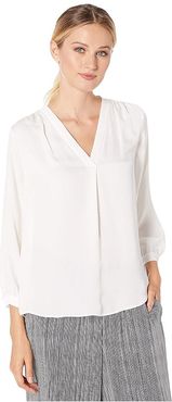 3/4 Sleeve V-Neck Rumple Blouse (New Ivory) Women's Clothing
