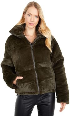 Billie Zip Front Short Faux Fur Coat (Army Green) Women's Clothing