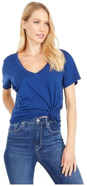 V-Neck Pocket Tee in Lightweight Jersey (Marines) Women's Clothing