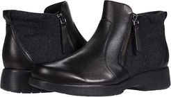 Bonnie (Black Leather/Flannel) Women's Shoes