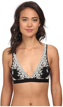 Embrace Lace Soft Cup Wireless Bra (Black) Women's Bra