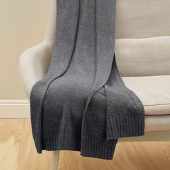 Cashmere Throw Sweater by Everlane in Charcoal