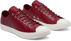 Chuck Taylor Low Top Leather Sneaker