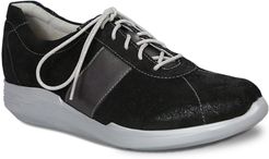 Leslie Oxford Sneaker