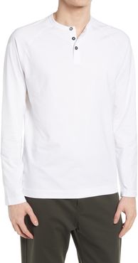 Go-To Long Sleeve Performance Henley T-Shirt