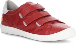 Isra Sneaker