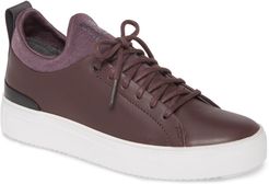 Sl68 Low Top Sneaker