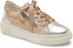 Lanette Sneaker