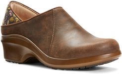 Expert Leather Clog