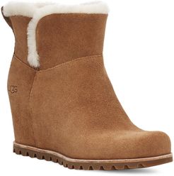 UGG Seyline Waterproof Genuine Shearling Bootie